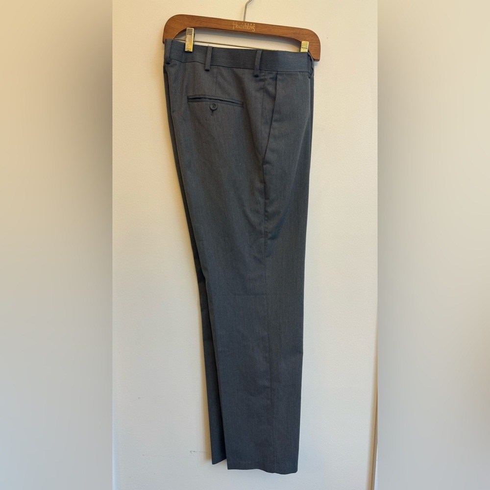 Kenneth Cole reaction Grey dress pants 34x30